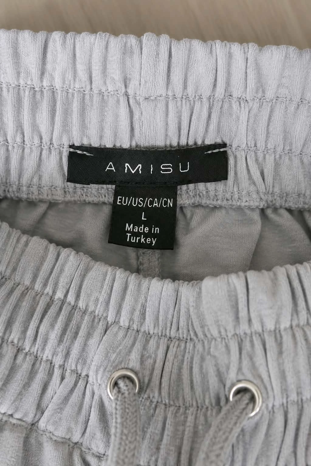 Calça curta cinza com cintura elástica – photo 5